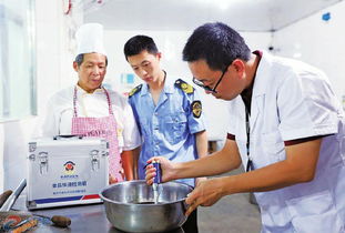 國梁鎮(zhèn)開展校園食品安全檢查